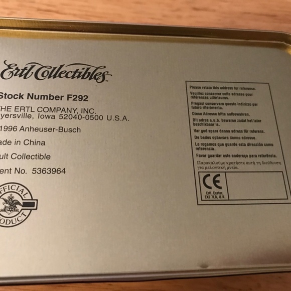 Vintage 1996 Anheuser-Busch Embossed Metal Collector Tin 10 Card Set Budweiser - Picture 10 of 11